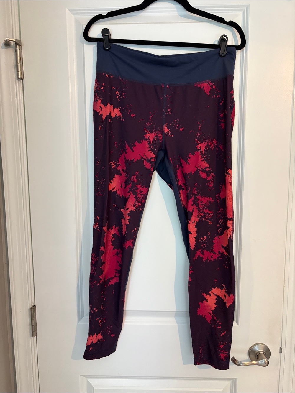 Columbia Women’s Printed Workout Leggings Red Navy Activewear